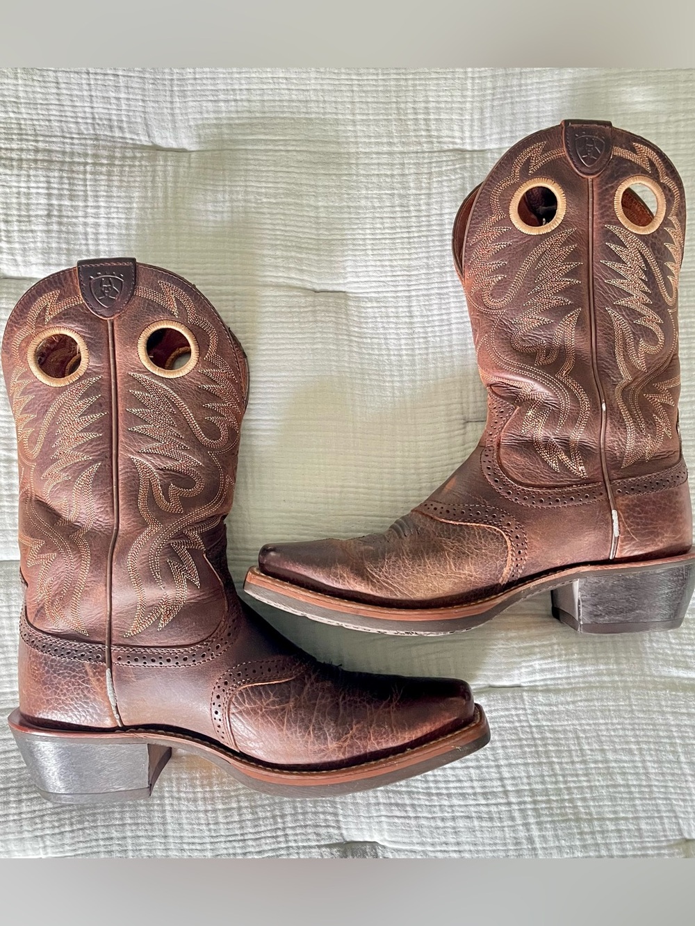 Classic Brown Leather Western Boots by Arita